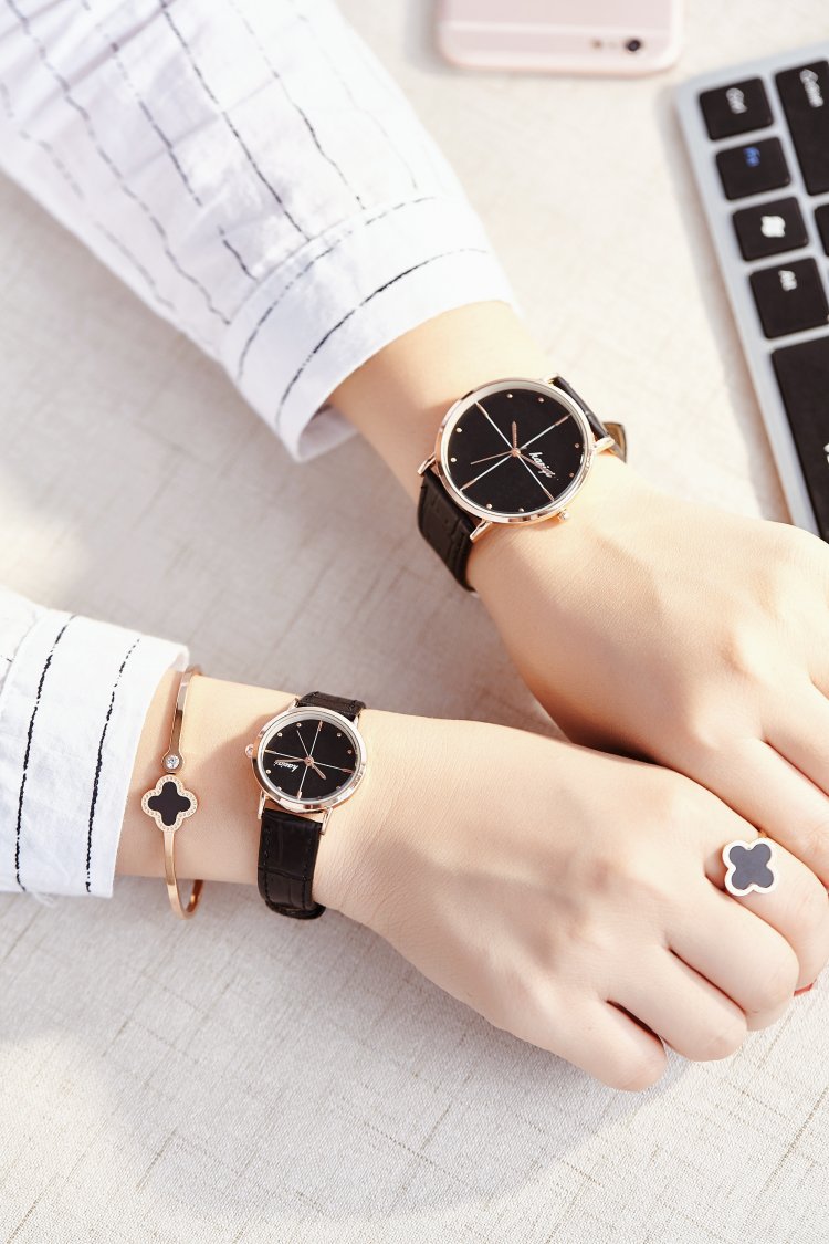 Luxury  Couple Watch